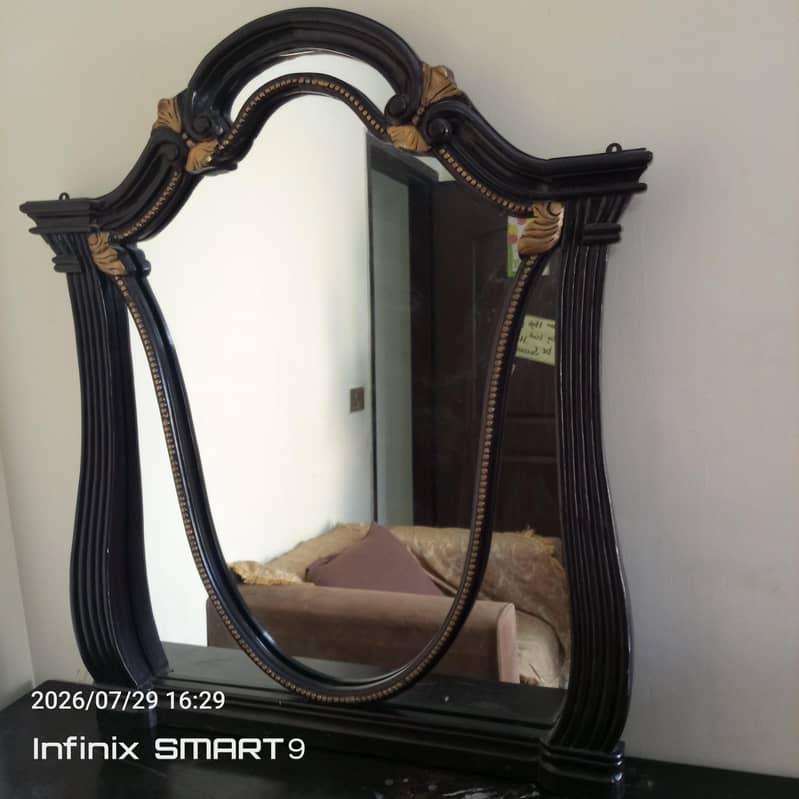 dressing table 3