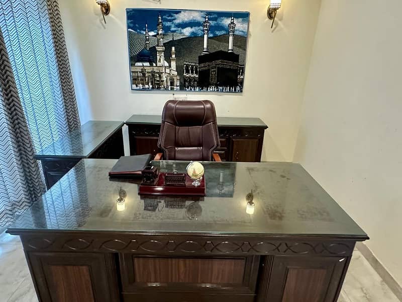 Executive Office Table complete Set 11