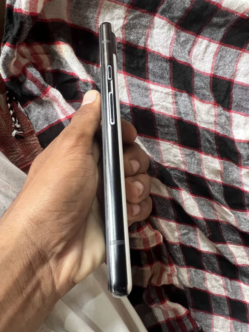 Google Pixel 6a 4