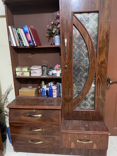 Dressing table