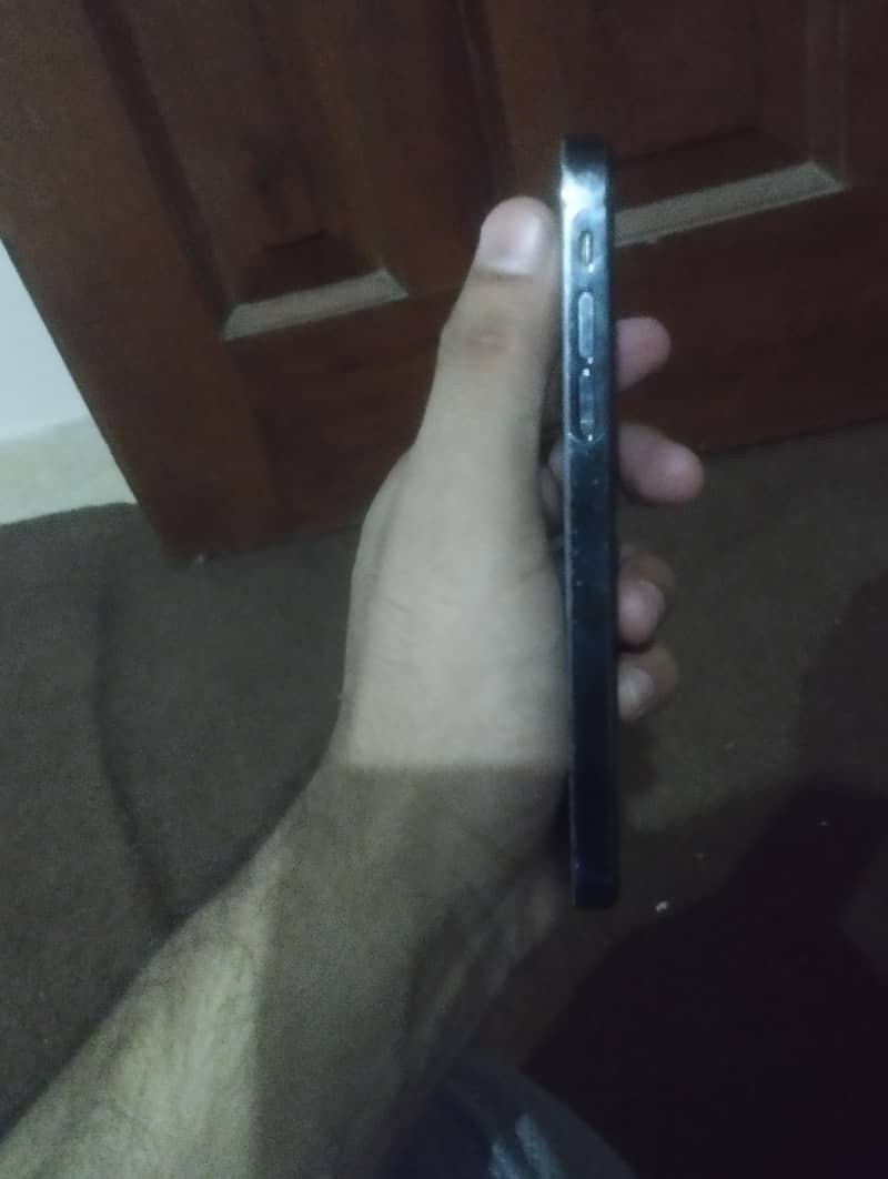 Apple iPhone X 5
