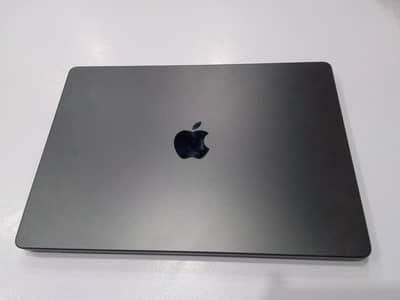 MacBook pro 2024