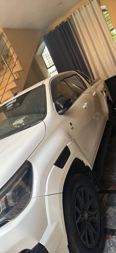 Toyota Rav4 2025