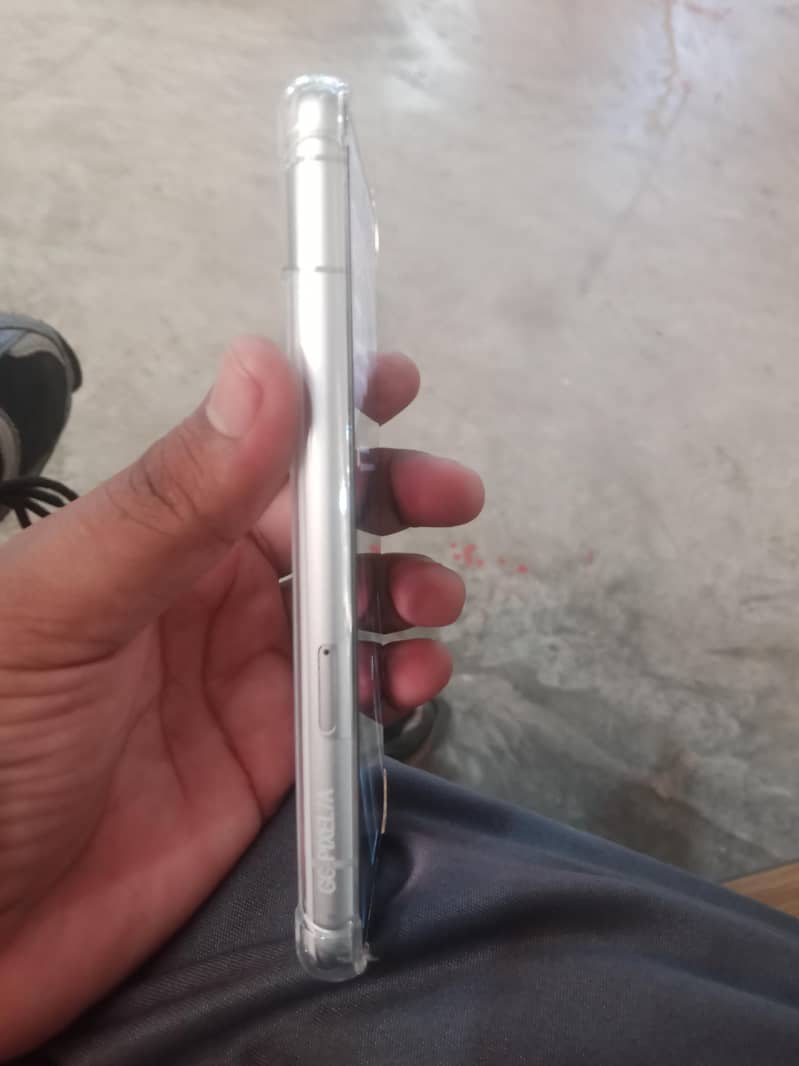 Google Pixel 7a 1