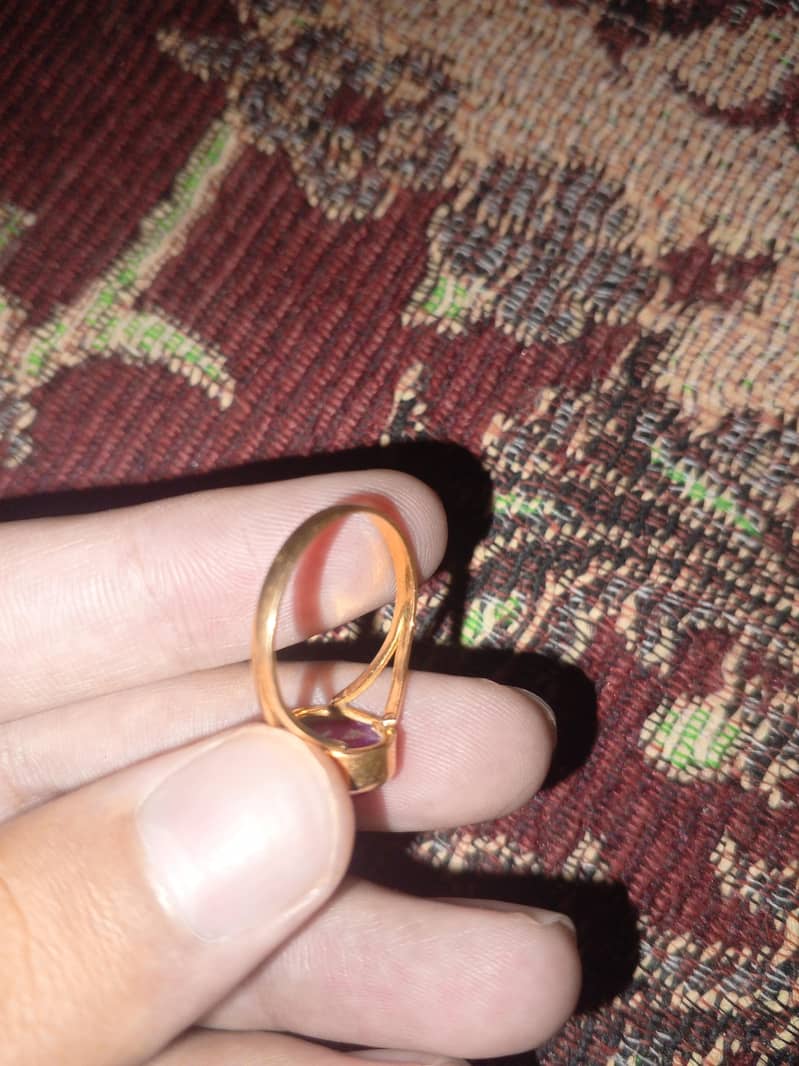 Gold Ring 16