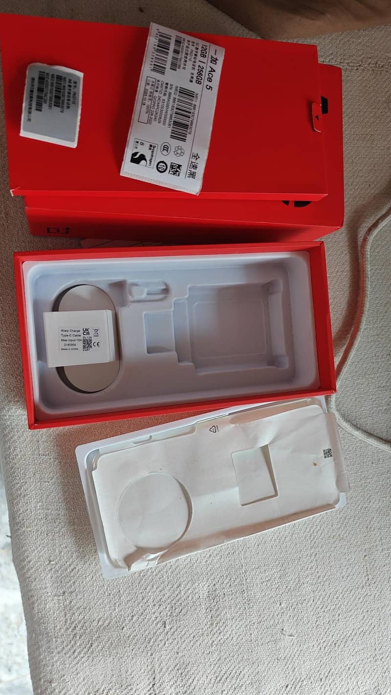 OnePlus ace 5 3