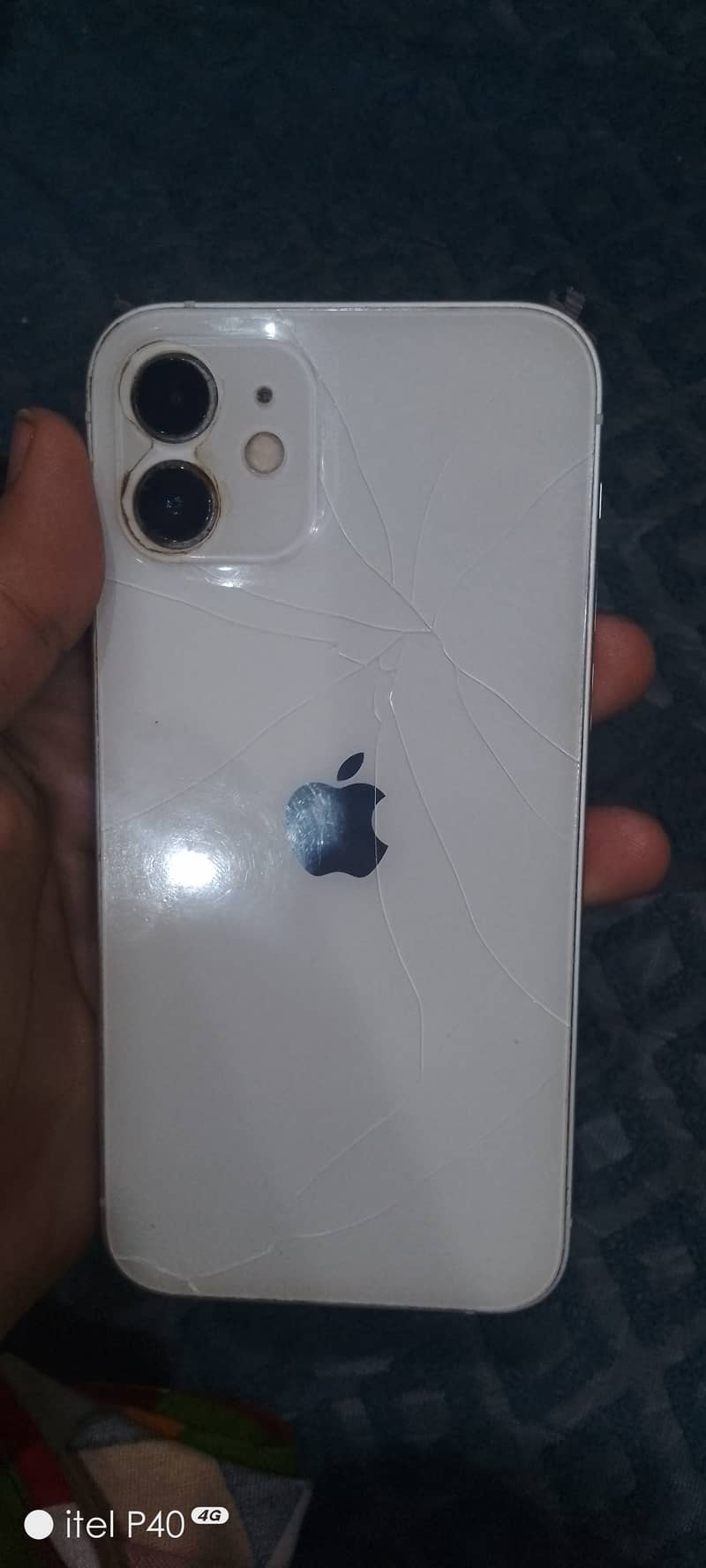 Apple iPhone 12 1