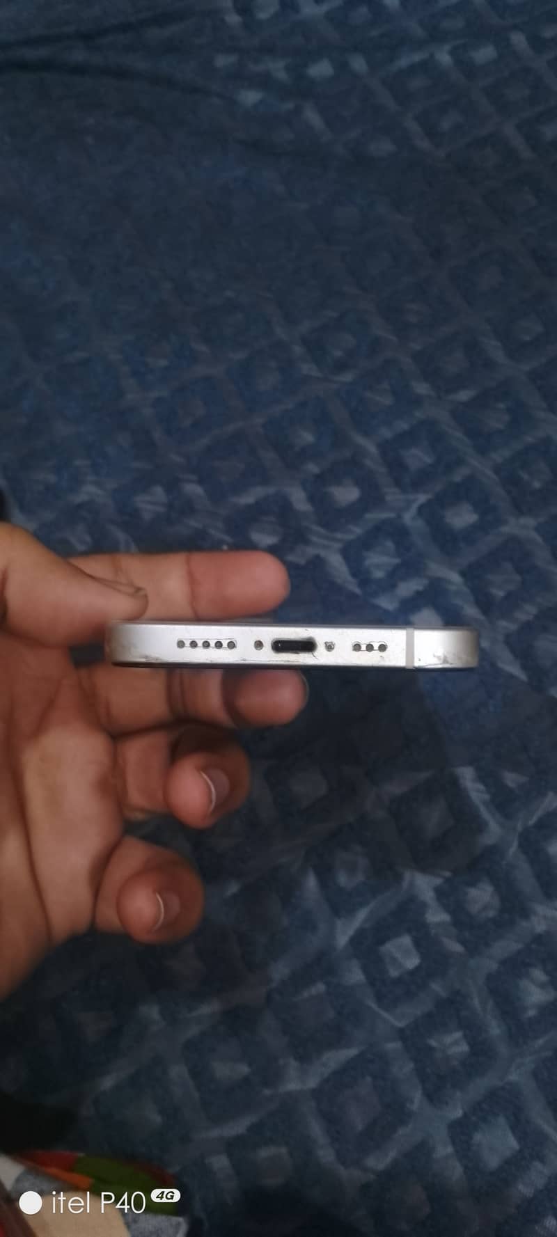 Apple iPhone 12 6