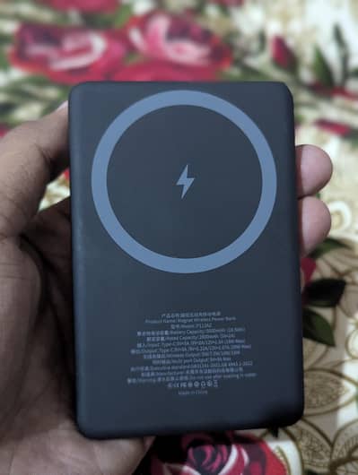 wireless power bank charger new