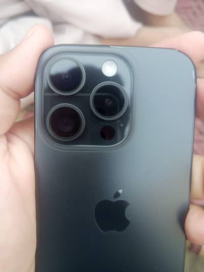 Iphone 15pro Germany se aya hai waterpack 256gb