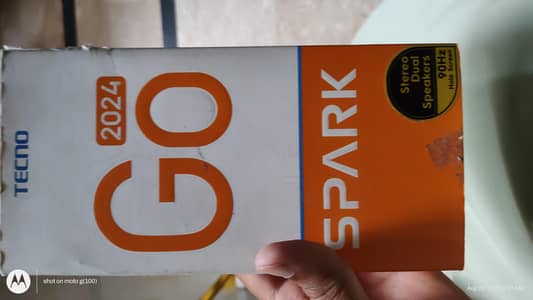 Tecno Spark Go 2024 4/64 duel sim 5000 battery complete saman kay ha