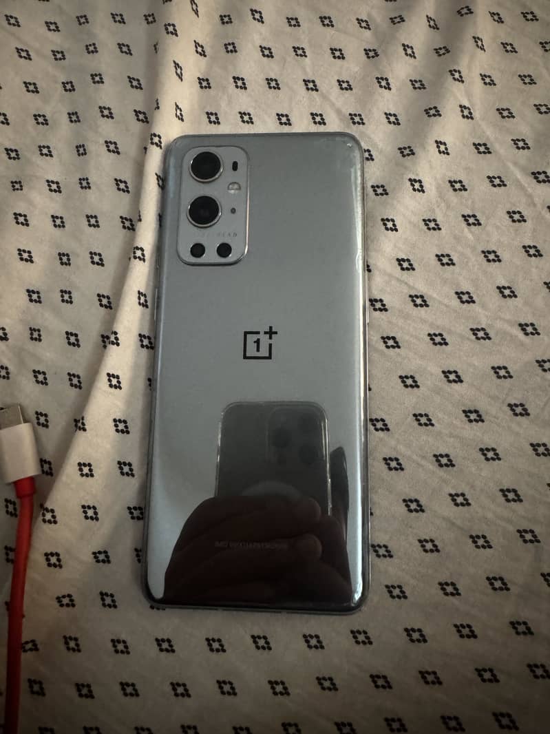 One Plus 9 Pro 0