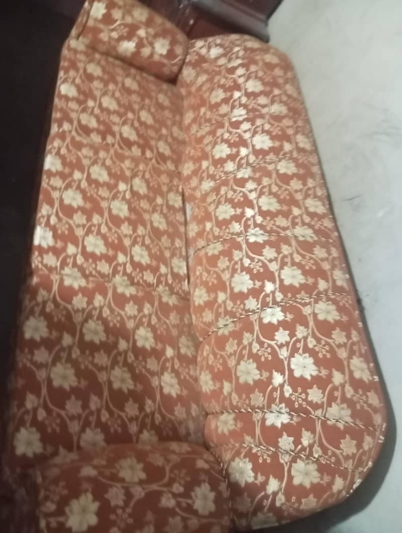 1 adad sofa set 1
