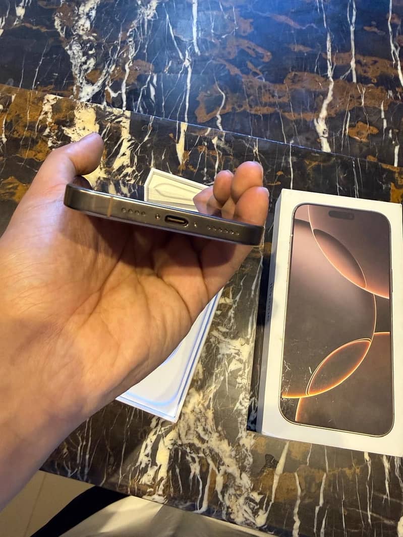 Iphone 16 pro max 1