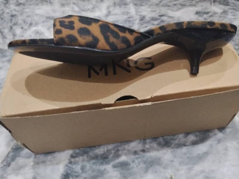 M N G 2