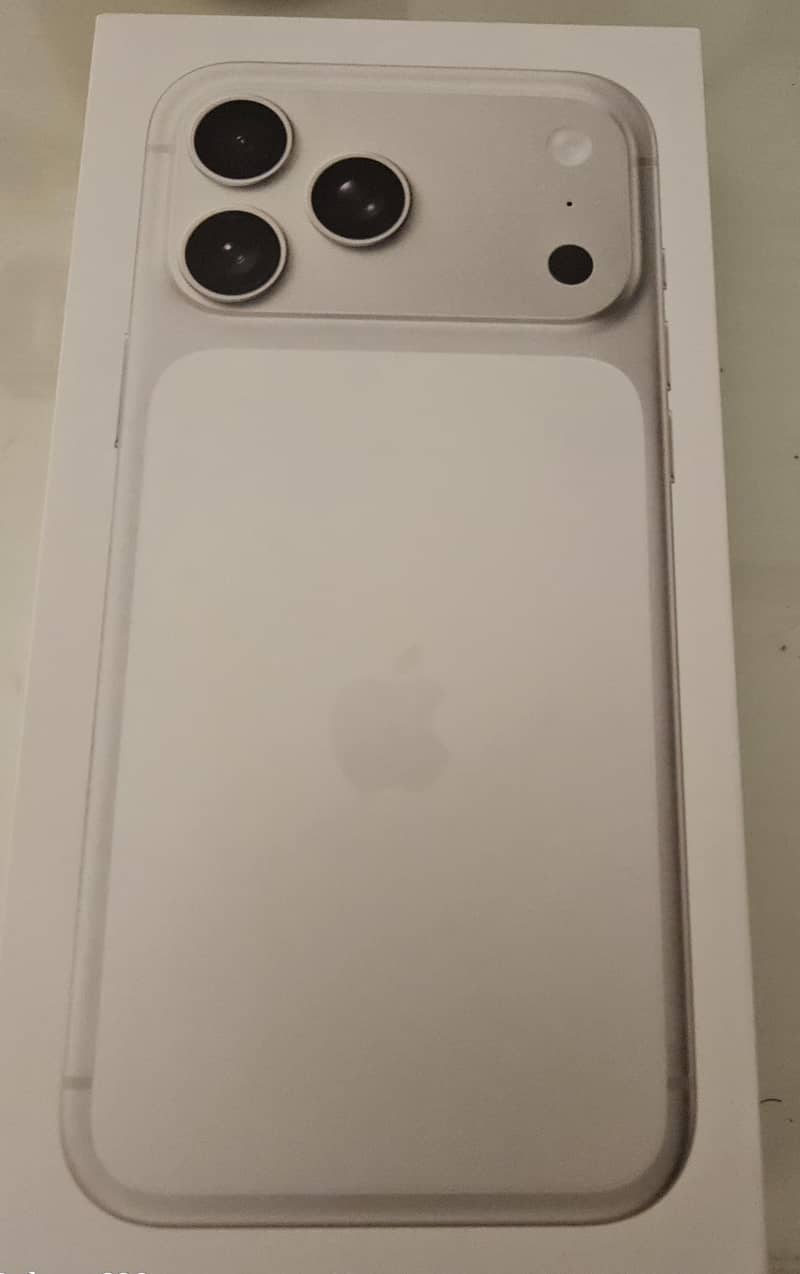 Apple iPhone 17 Pro Max 0