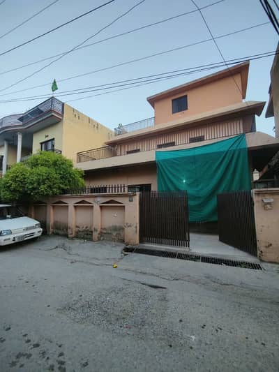 10 Marla Double Story single unit house available for Rent near Gelani Mart