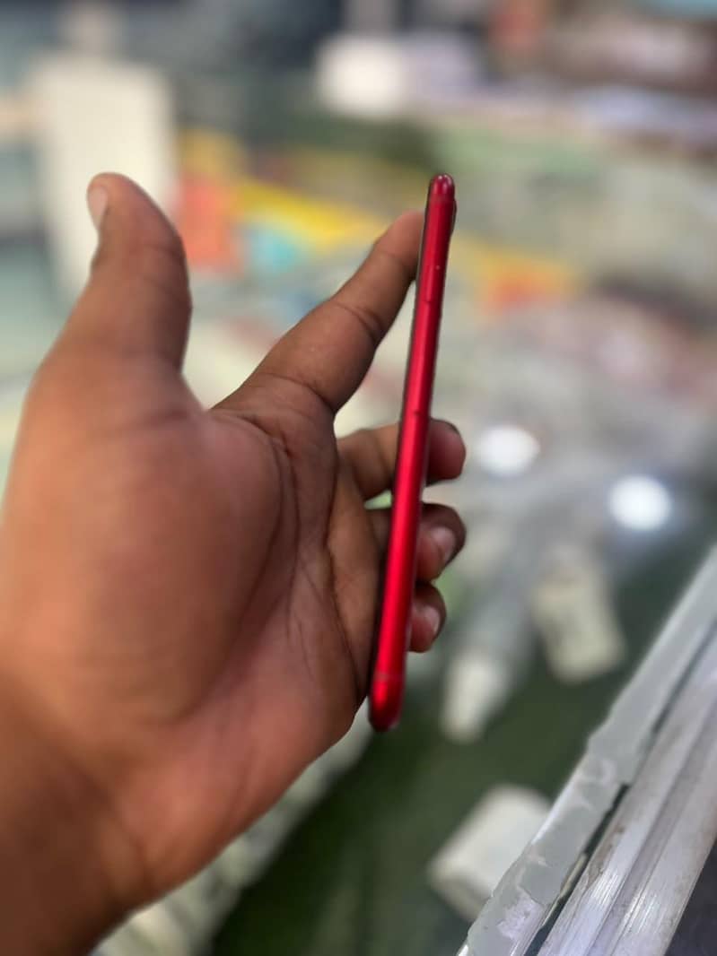 Apple iPhone SE 0
