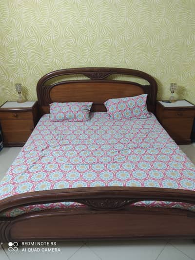 King size bed