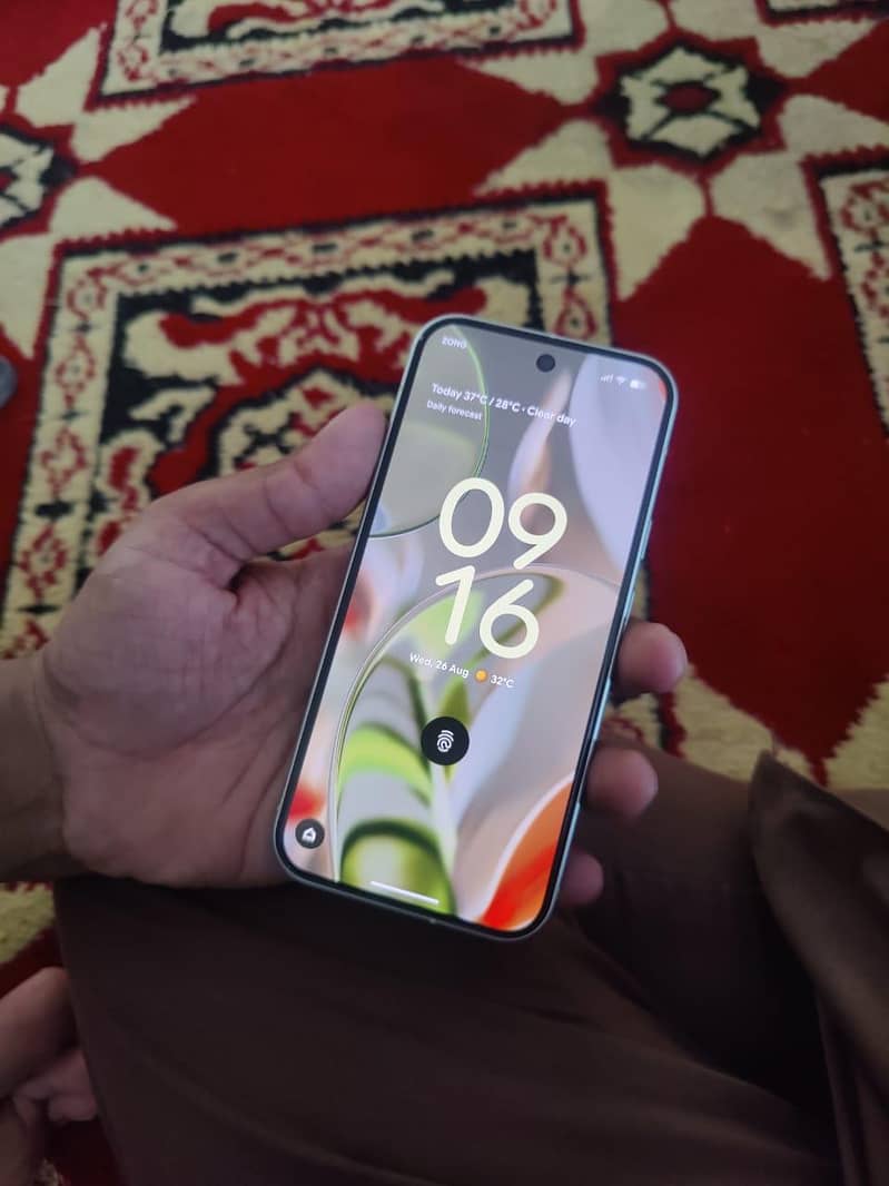 Google Pixel 9 2