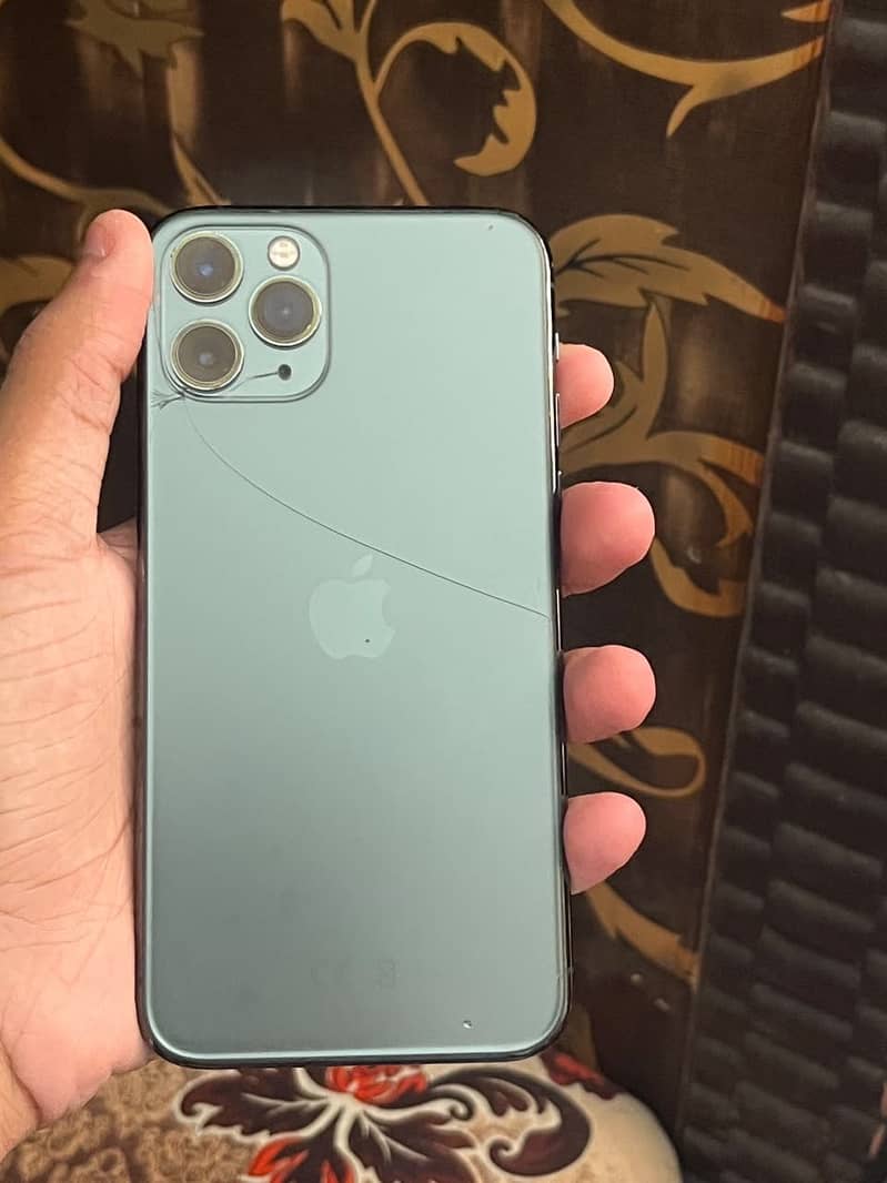 Apple iPhone 11 Pro 2