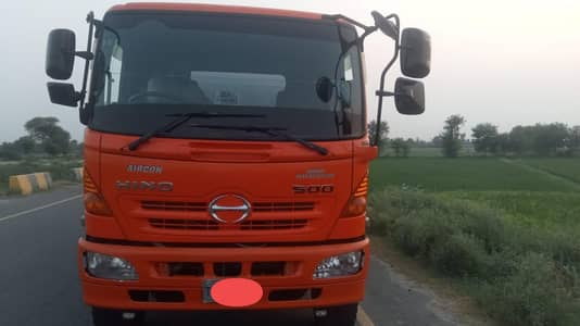 2016 model oil tanker 03016009424