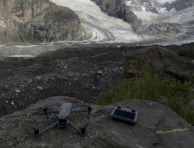 DJI AIR 3S Fly More Combo Almost New