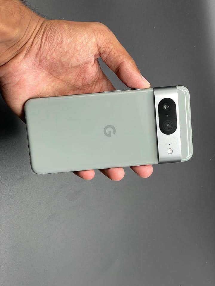 Google Pixel 8 3