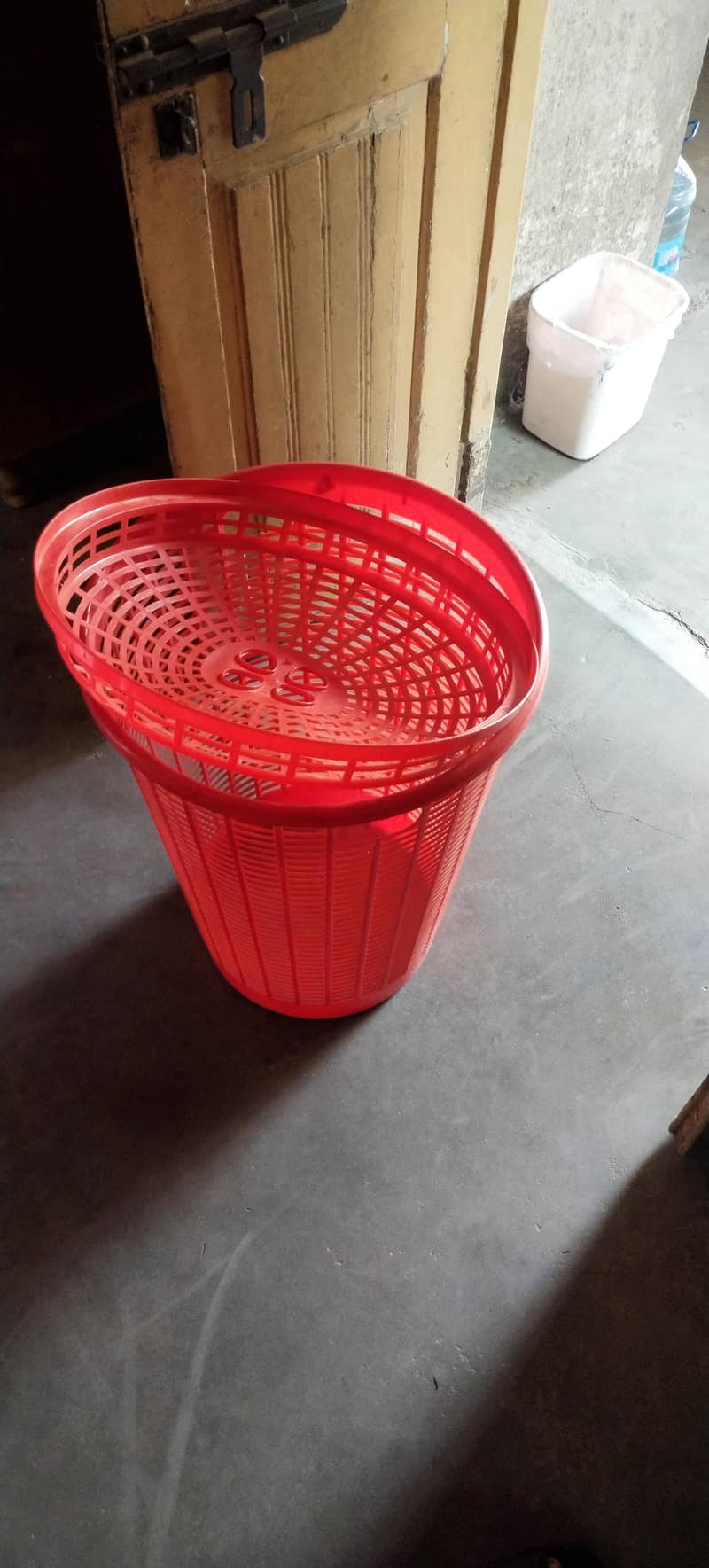 bucket 1