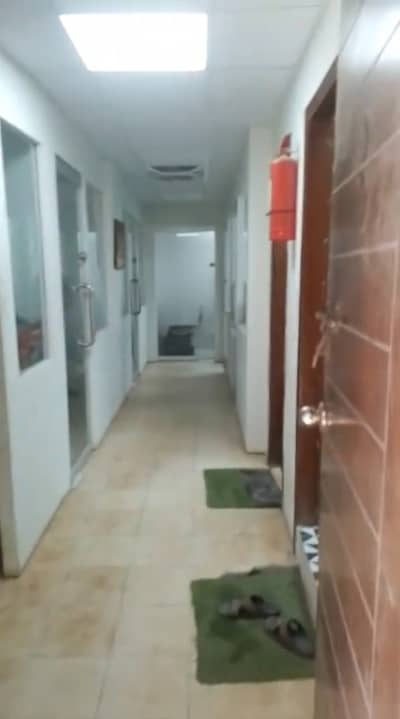 Sami furnished office for rent 650sqft in shahar e Faisal.