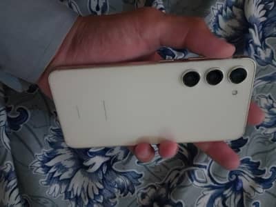 Samsung S23