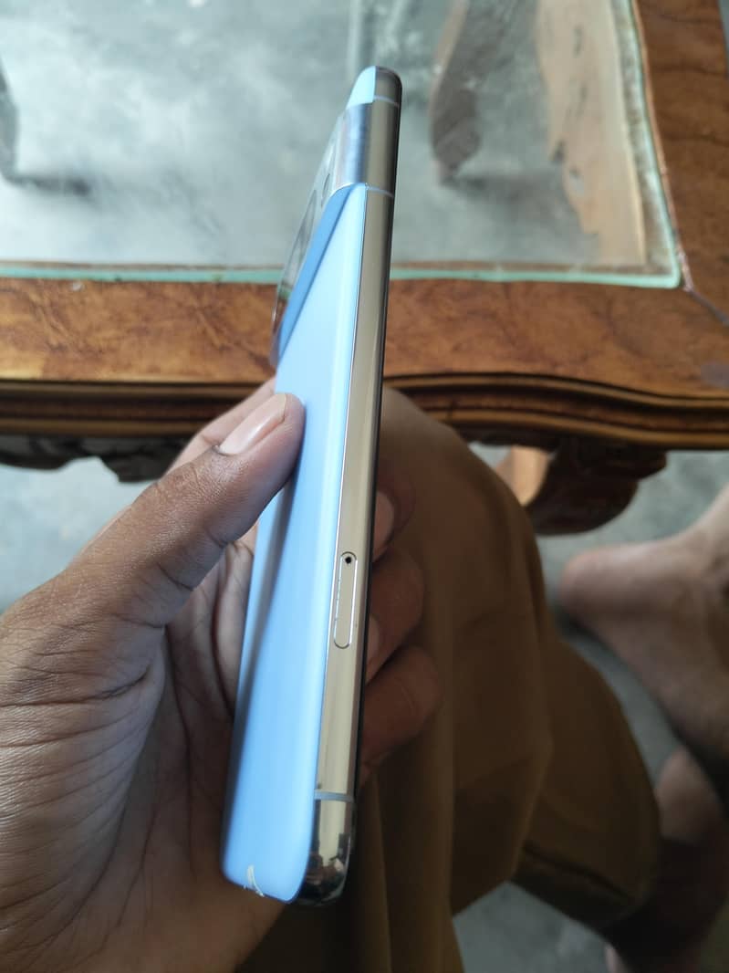 Google Pixel 8 Pro 3