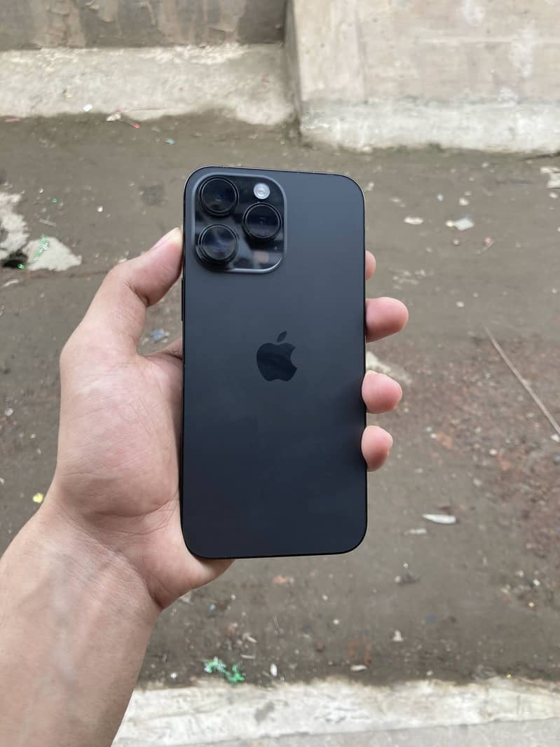 Apple iPhone 14 Pro Max 0