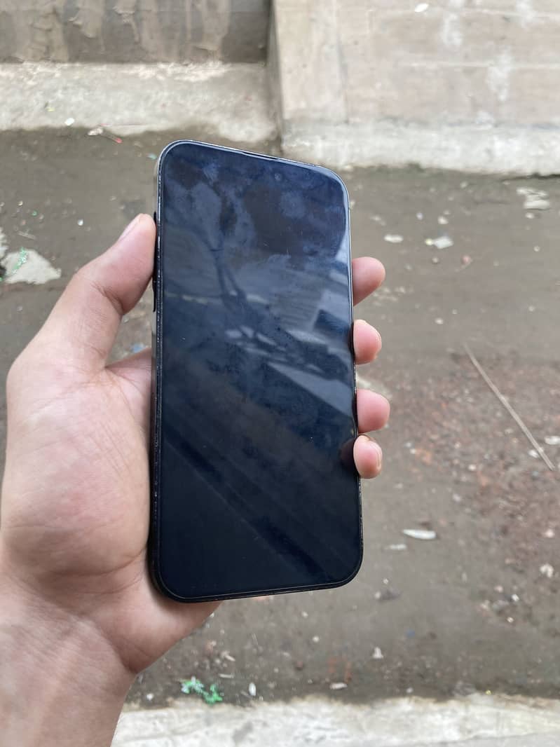 Apple iPhone 14 Pro Max 3