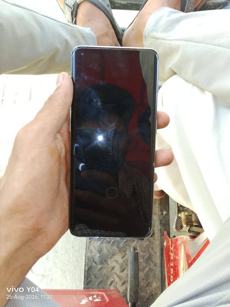One Plus 10 Pro 1