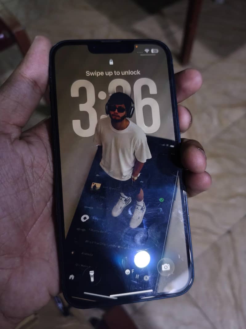 iphone 13 4