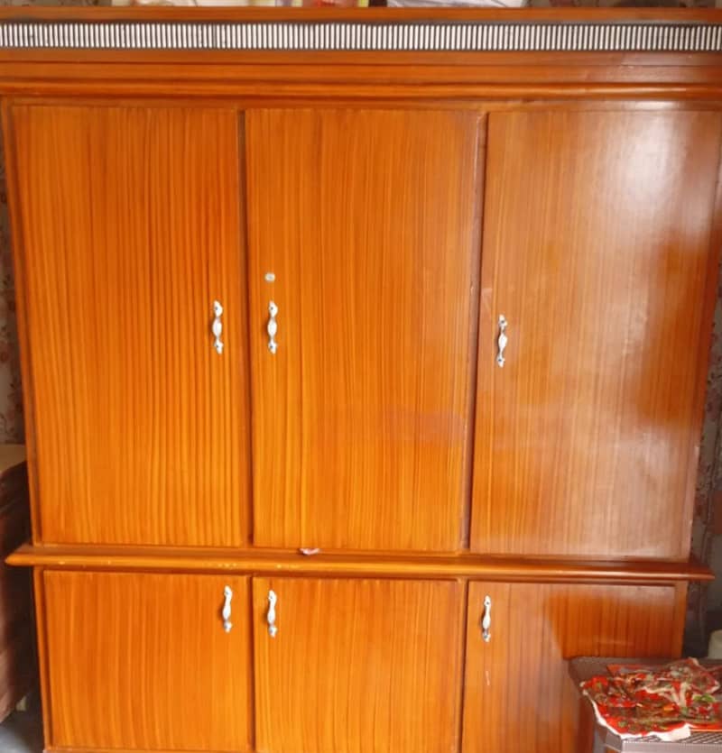 wardrobe 1