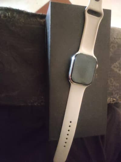 hello selling my full working 2 k Mobile watch with one issue