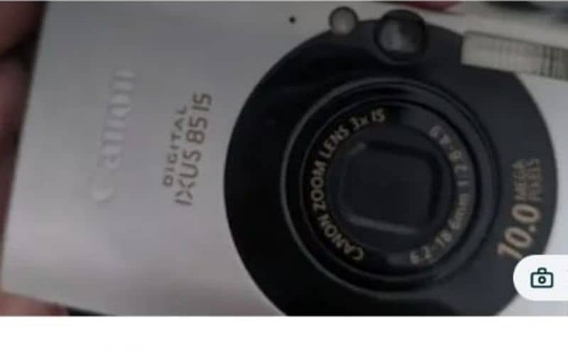 Digital Canon camera 1
