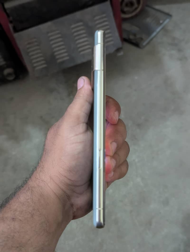 Google Pixel 7 Pro 4