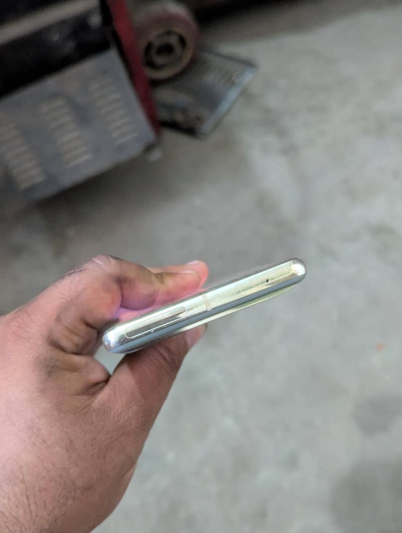 Google Pixel 7 Pro 6