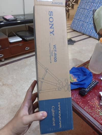 Sony VCT R100 Tripod