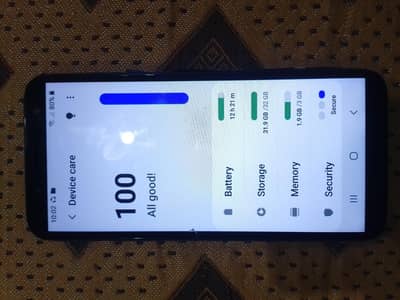 Samsung Mobile J6