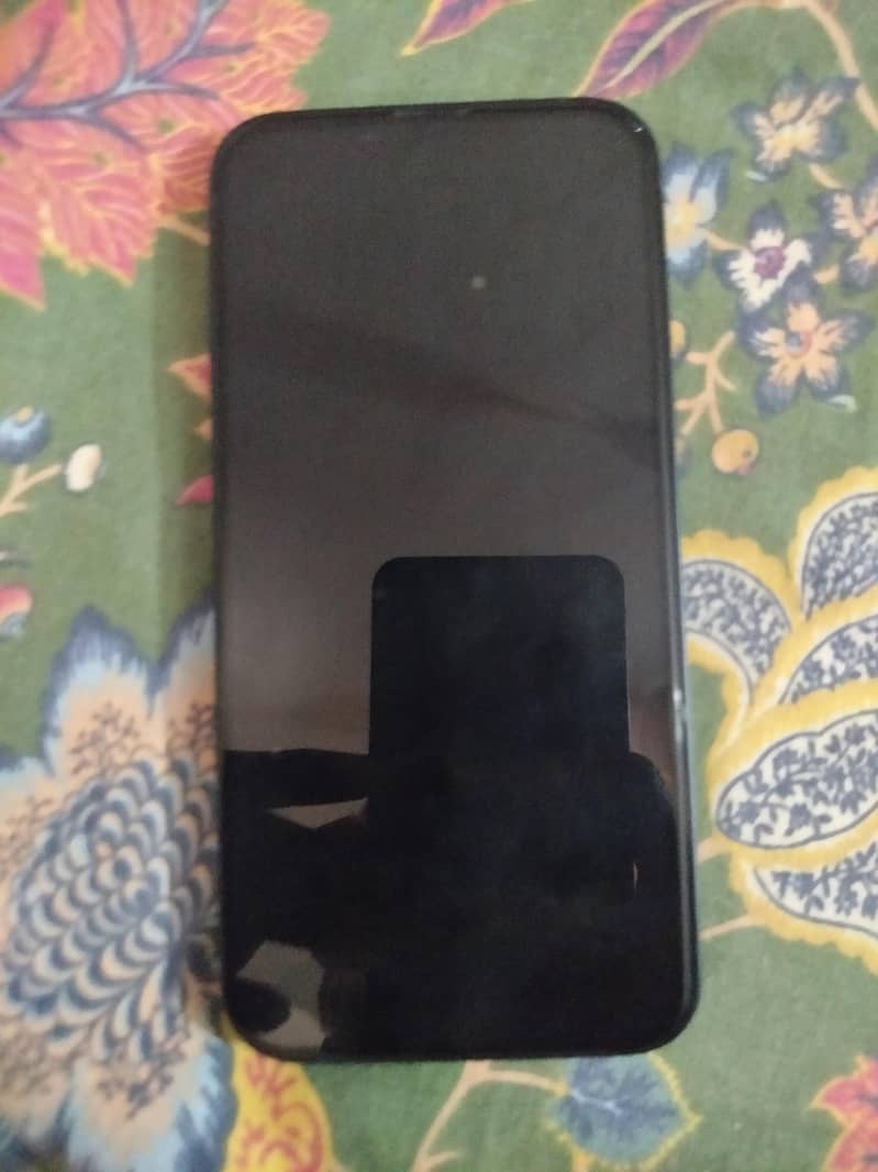 Apple iPhone 13 1