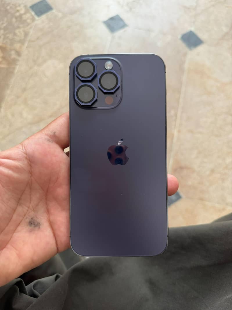 iPhone 14 pro max 0