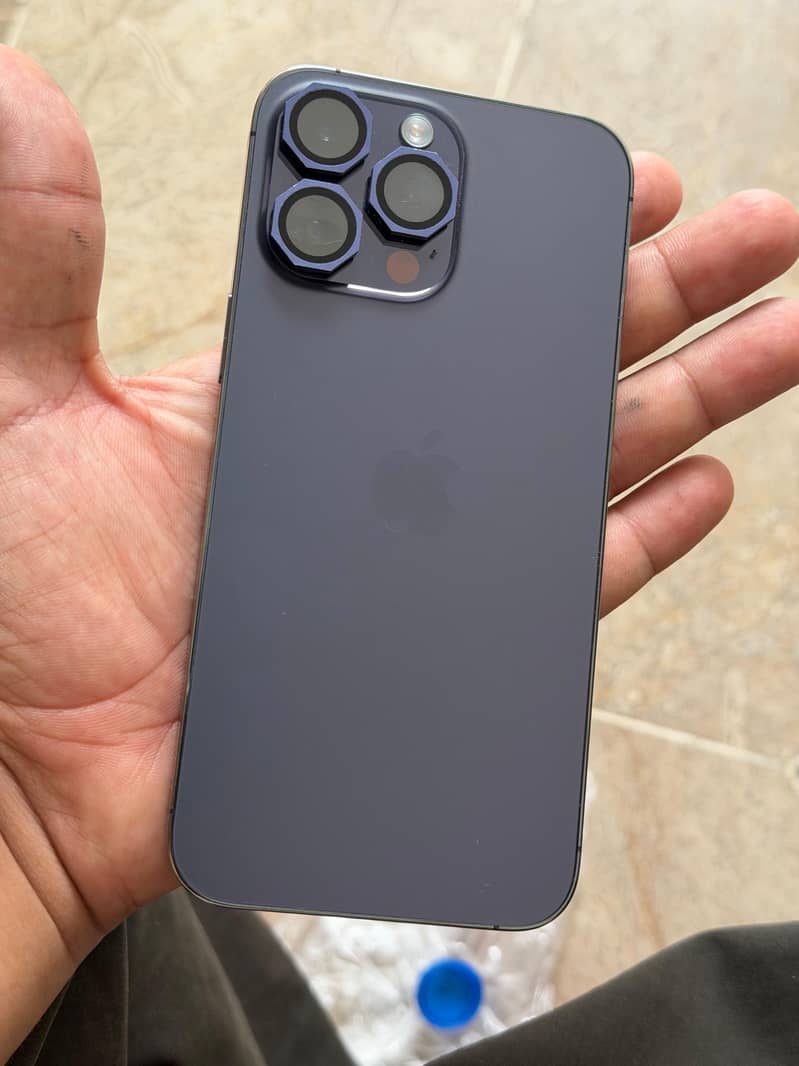 iPhone 14 pro max 1