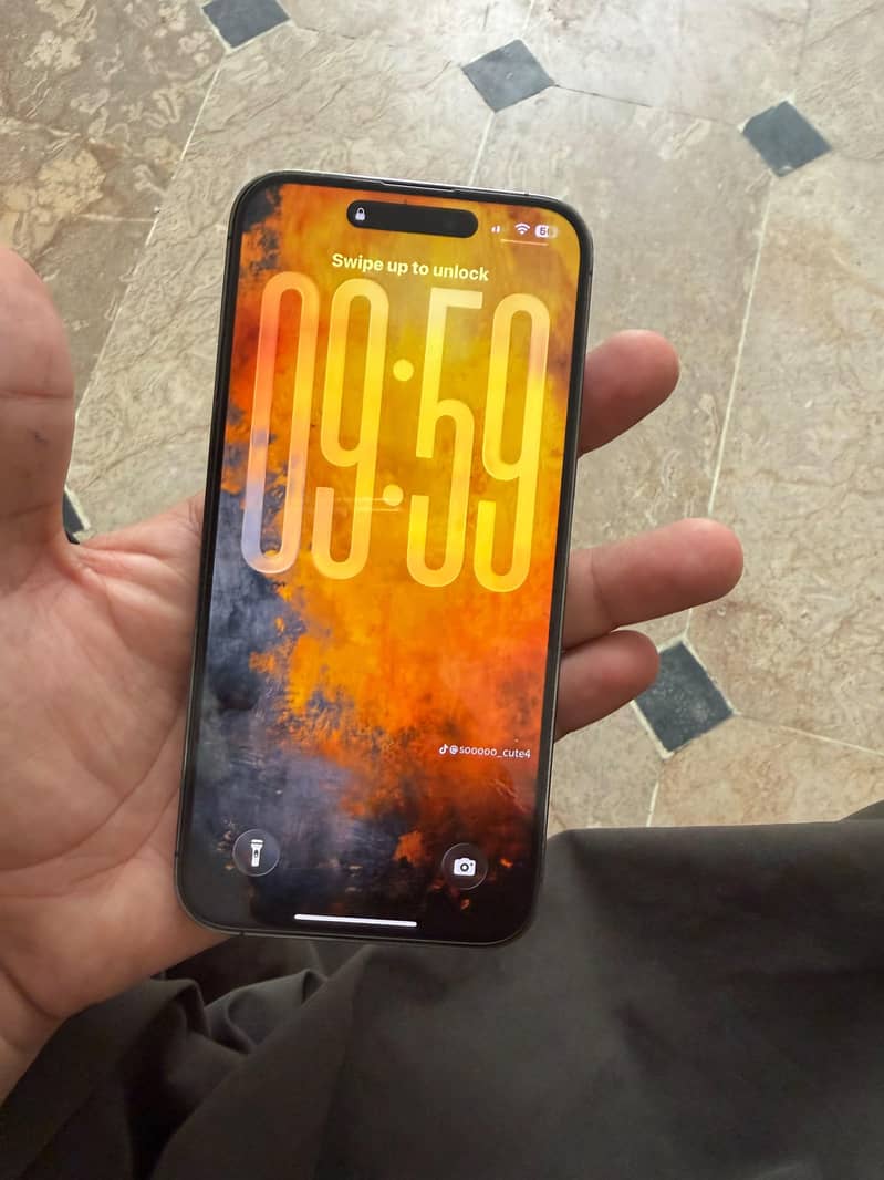 iPhone 14 pro max 2