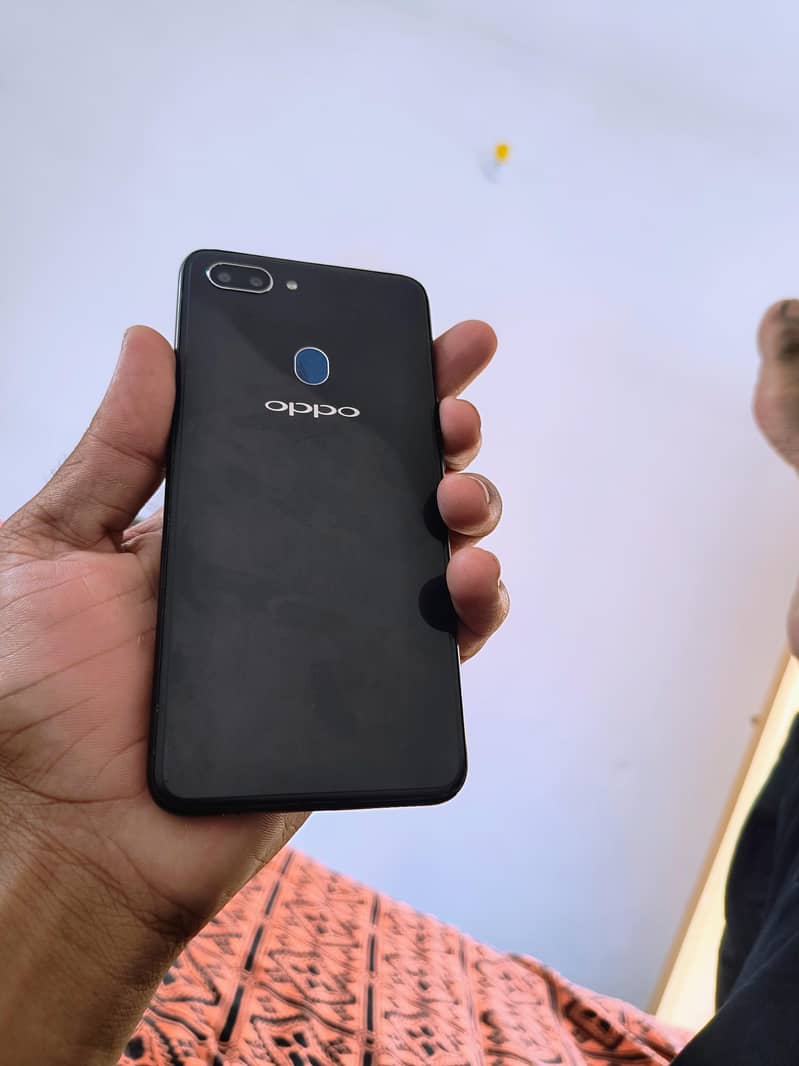 OPPO A5 1