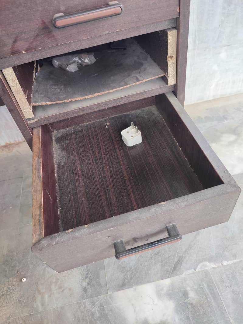 office Desk / Table 2