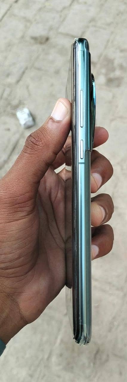 One Plus 12 4